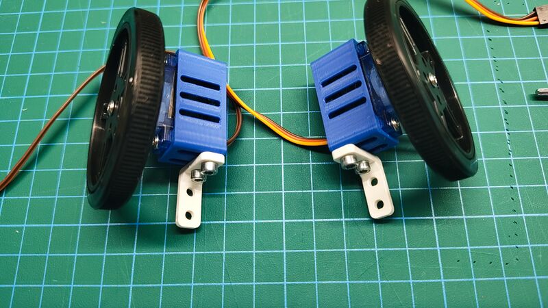 Súbor:RoombaImage26.jpg